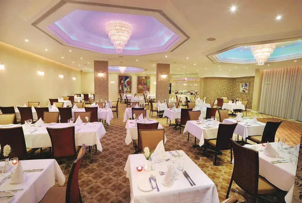 hotel elias beach_limassol_shabavizparvaz_16.jpg